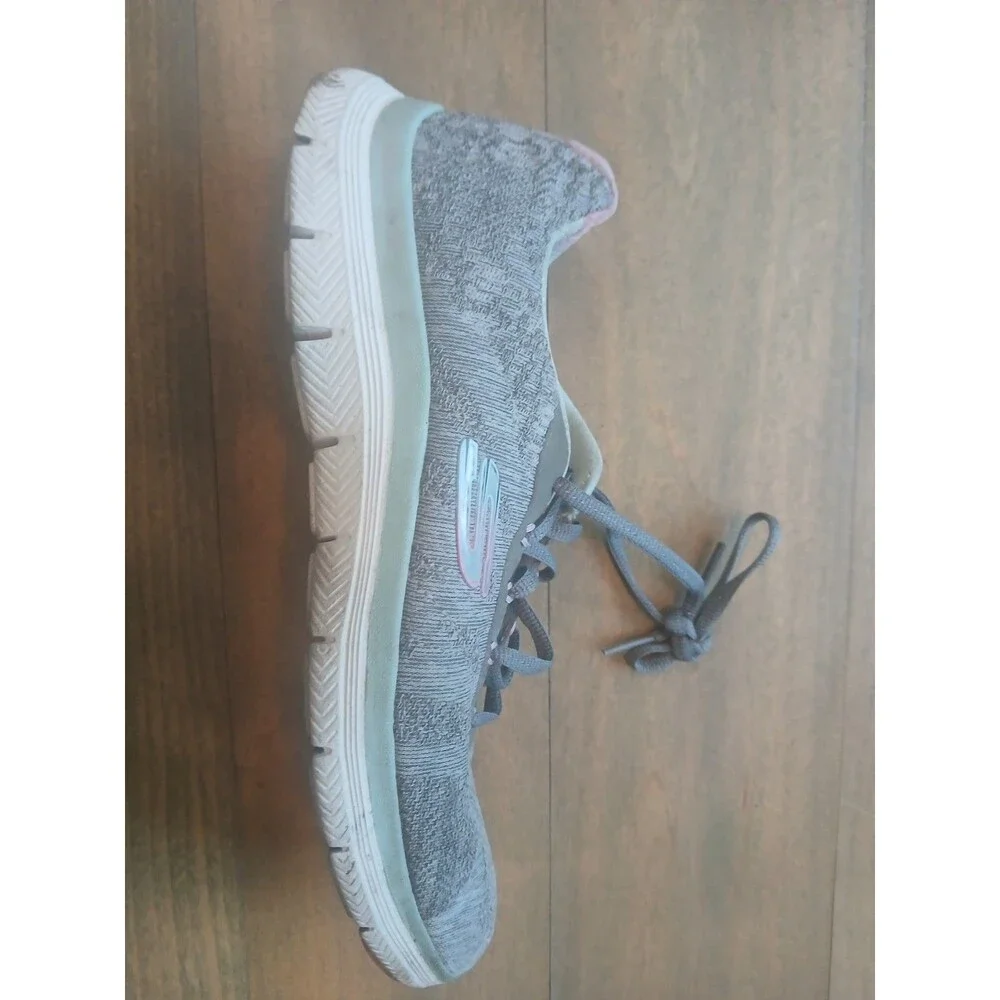 SKETCHERS Air Cooled/w Memory Foam SIZE 8